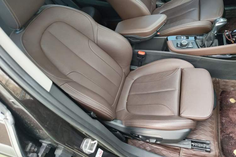 Used BMW X1 2018 sDrive18Li Luxury Model
