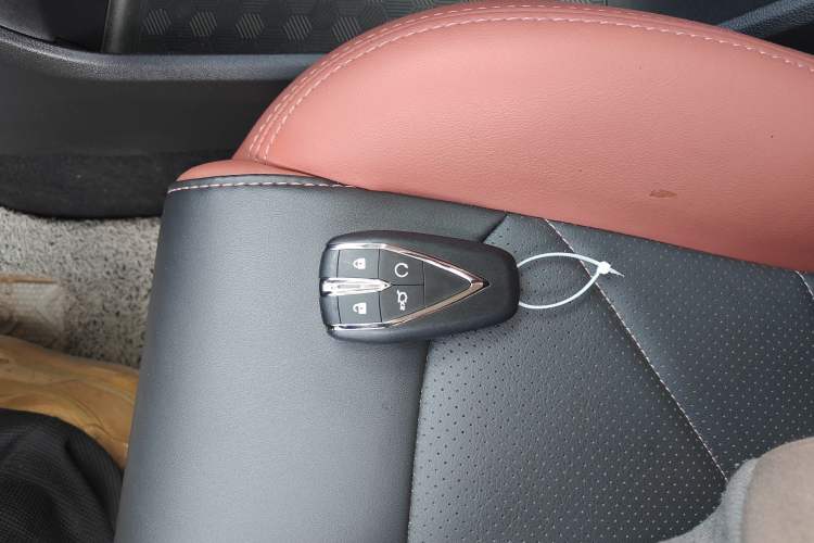 Used Changan Eado 2023 Changan Edition PLUS Blue Whale NE 1.4T GDI DCT Prestige Version
