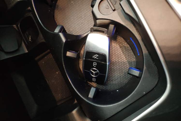 Used Mercedes-Benz E-Class 2020 Facelift E 260 Sport Edition
