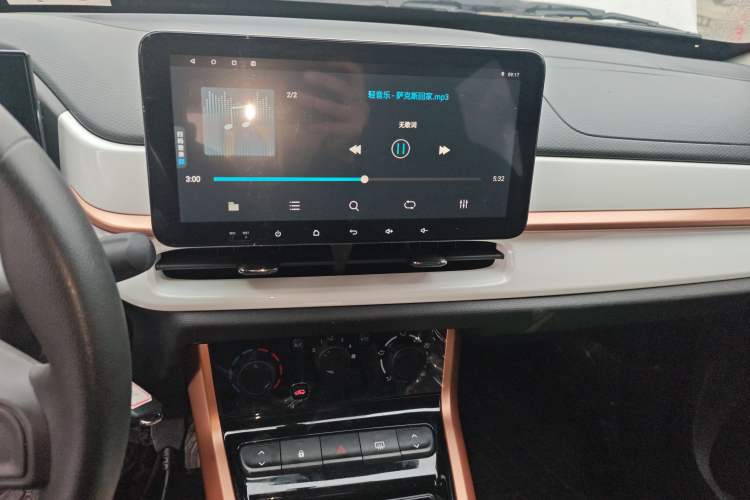 Used Dongfeng NAMMI BOX 2022 Chasing Wind Edition 331 km Standard Model
