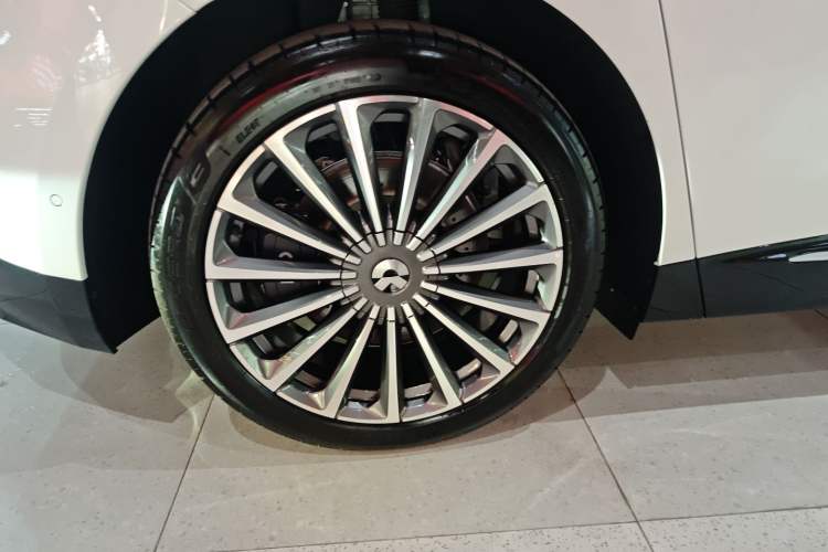 Used Nio ET9 2025 100 kWh