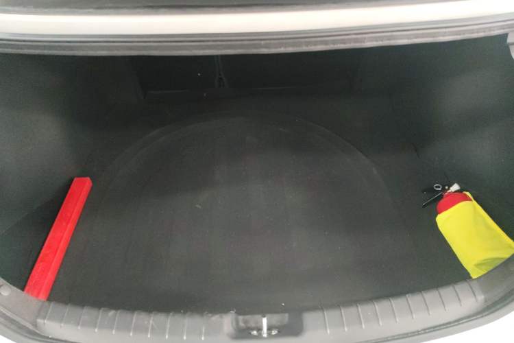 Used Hyundai Elantra 2019 1.4T Dual-Clutch Xuan Dong · Dynamic Model
