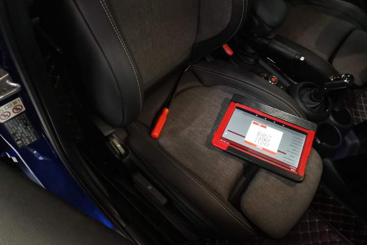 Used  MINI 2019 1.5T COOPER Classic Edition Five-Door Version
