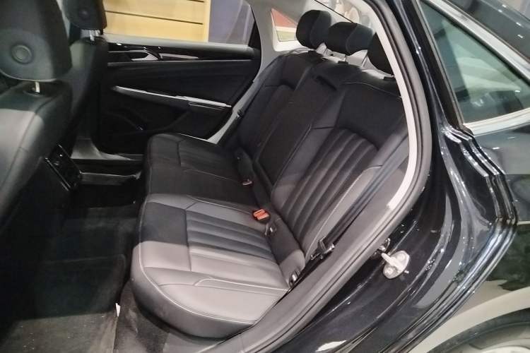 Used Volkswagen Passat New Energy 2025 430 PHEV Hybrid Business Edition
