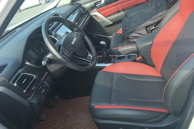 Used Haval H2 2017 Blue Label 1.5T Manual Two-Wheel Drive Luxury Model