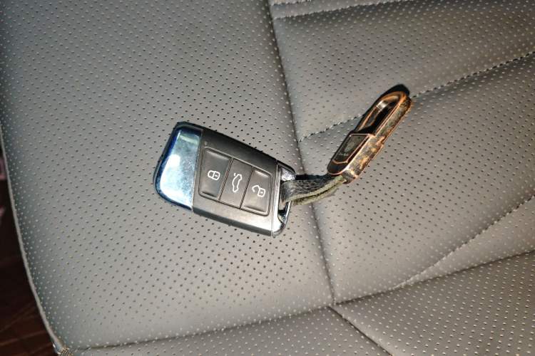 Used Volkswagen Passat 2024 380TSI Dragon Glory Edition
