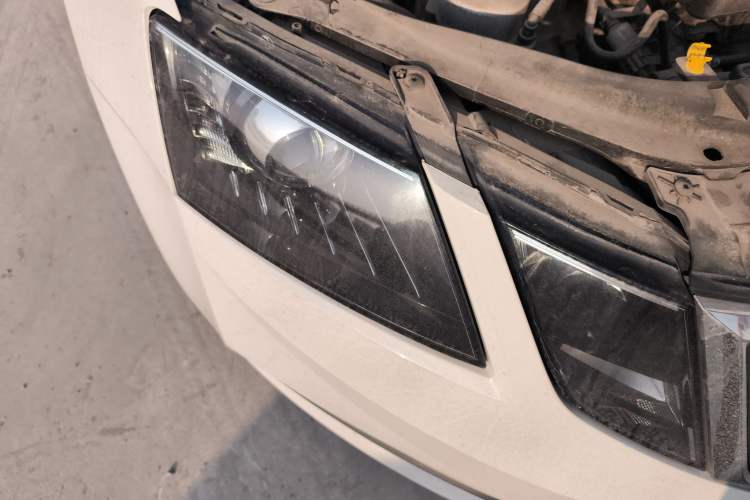 Used Skoda Octavia 2019 1.5L Automatic SmartDrive Comfort Edition China VI Standard