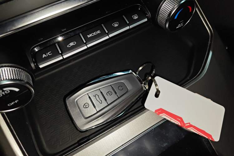 Used Geely Auto Coolray 2020 PRO 260T DCT Light Knight BSG
