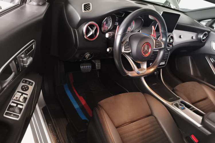 Used Mercedes-Benz CLA 2016 CLA 220 4MATIC
