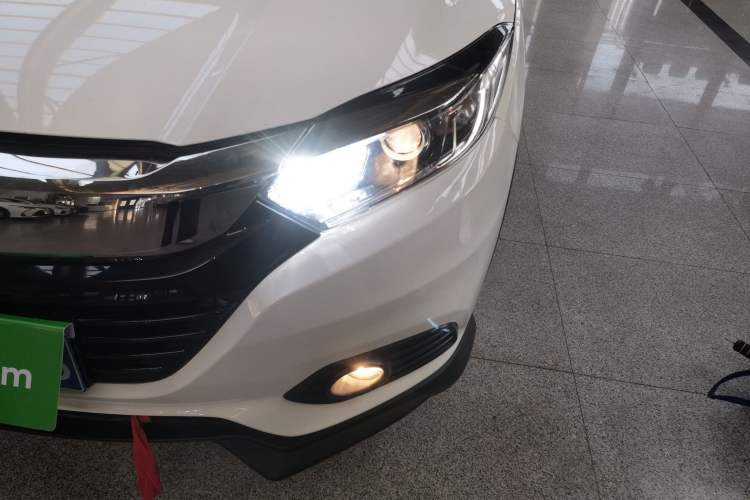 Used Honda Vezel 2020 1.5L CVT Pioneer Edition