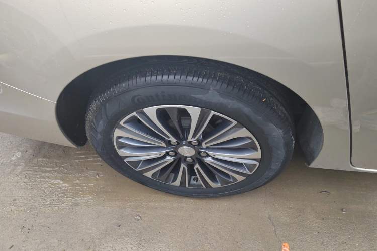 Used Buick GL8 2022 ES Land Cruiser 653T Luxury Model