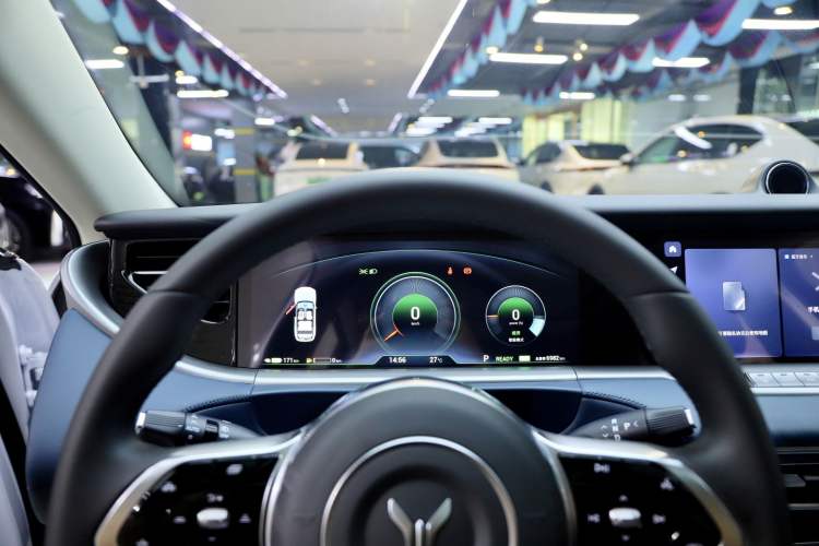 Used VOYAH FREE 2024 Ultra-Long Range Intelligent Driving Version
