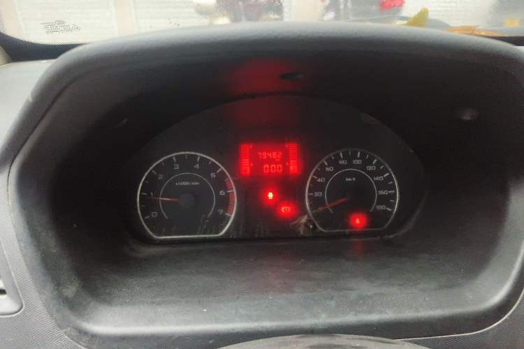 Used Wuling Rongguang 2014 1.2L S Standard Model
