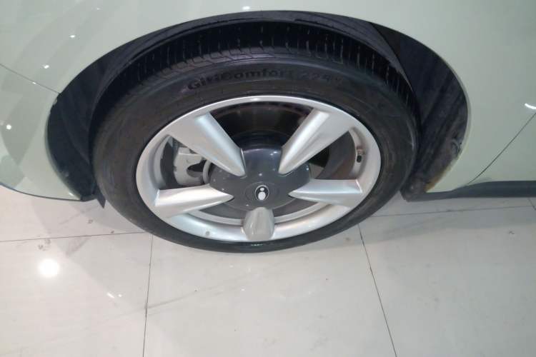 Used ORA Good Cat 2022 Morandi Edition 400km Standard Range Two-Week Young Enjoyment Version Lithium Iron Phosphate
