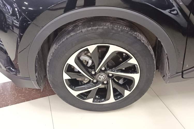 Used Toyota IZOA 2021 2.0L Yidong Edition