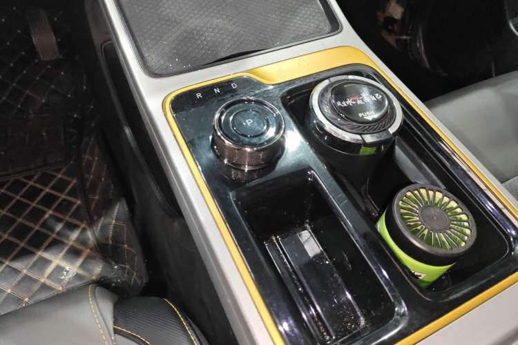 Used AION Y 2022 70 Tech Edition Lithium Iron Phosphate