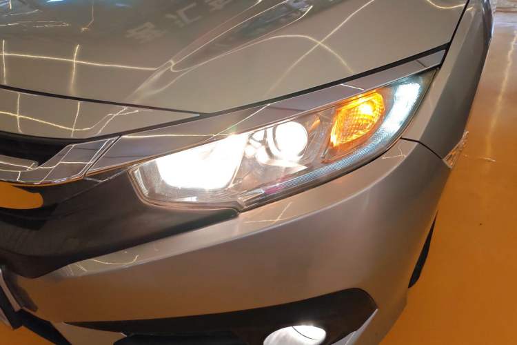 Used Honda Civic 2016 220TURBO Manual Luxury Edition
