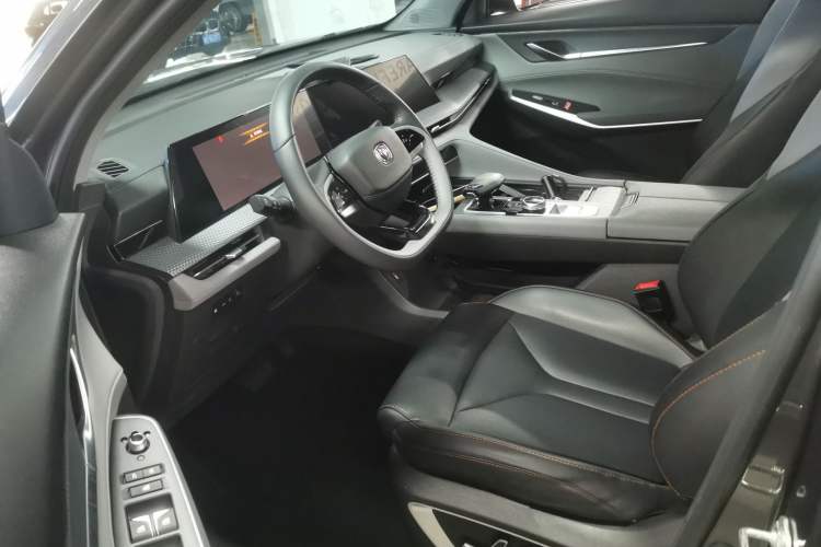 Used Changan CS75 PLUS 2022 2nd Generation 1.5T Automatic Prestige Version
