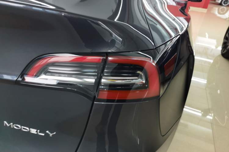 Used Tesla Model Y 2024 Rear-Wheel-Drive Version
