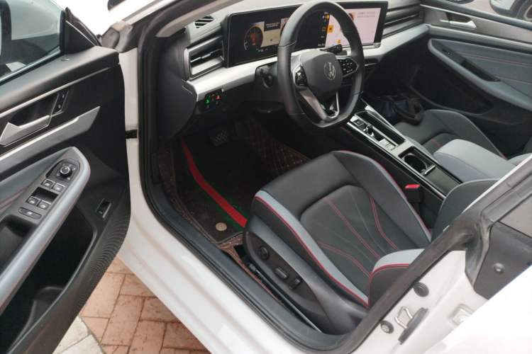 Used Volkswagen Lamando 2023 Lavida L 280TSI DSG Cool & Spicy Edition