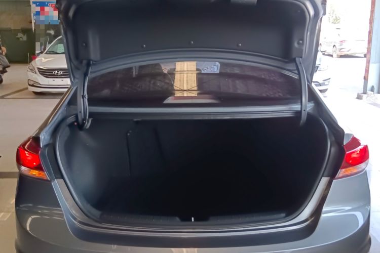 Used Hyundai Elantra 2018 1.4T Dual-Clutch Xuan Dong · Dynamic Edition
