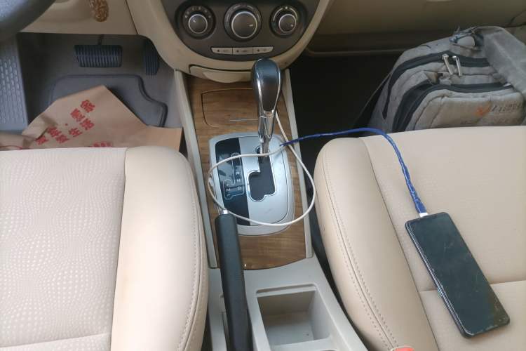 Used Buick Excelle 2015 1.5L Automatic Classic Model
