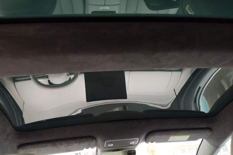 Used Hima Luxeed S7 2025 785 km Ultra
