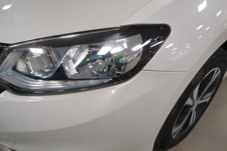 Used Nissan Tiida 2016 1.6L CVT Smart Drive Edition
