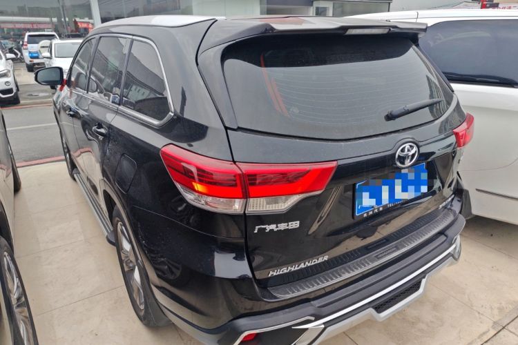 Used Toyota Highlander 2018 2.0T Four-Wheel Drive Luxury Version 7 Seats China VI Standard
