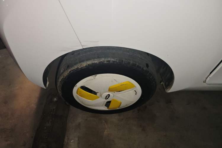 Used Chery QQ Ice Cream 2022 170km Sundae Phosphate Lithium-Ion
