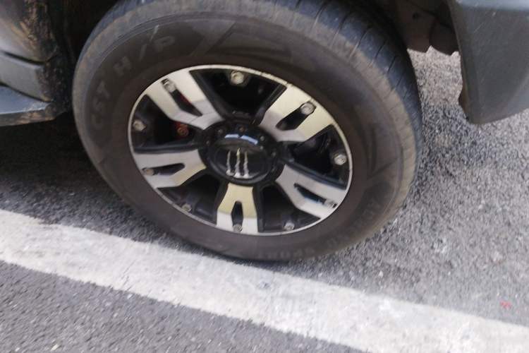 Used Beijing Auto BJ40 2016 2.3T Automatic Four-Wheel Drive Premium Edition
