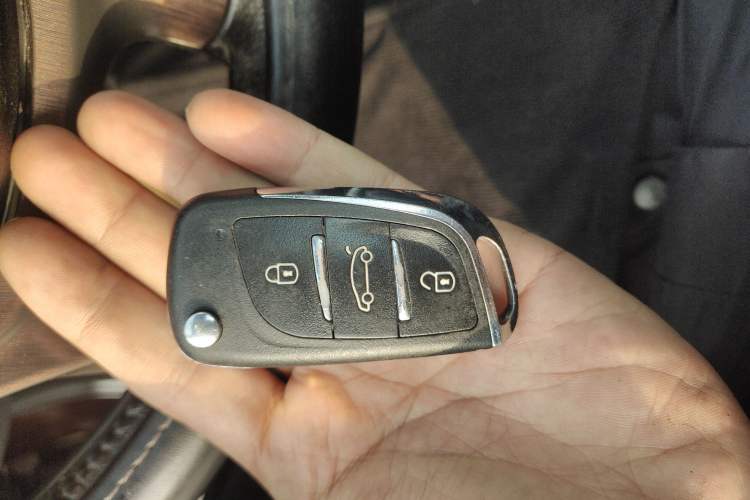 Used Haima S7 2015 Revised Version 2.0L Manual – Zongcheng Edition