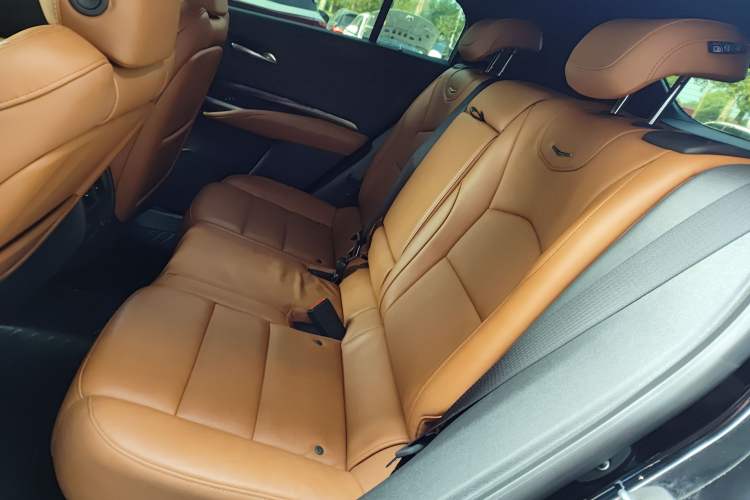 Used Cadillac XT4 2022 28T Two-Wheel Drive Prestige Version
