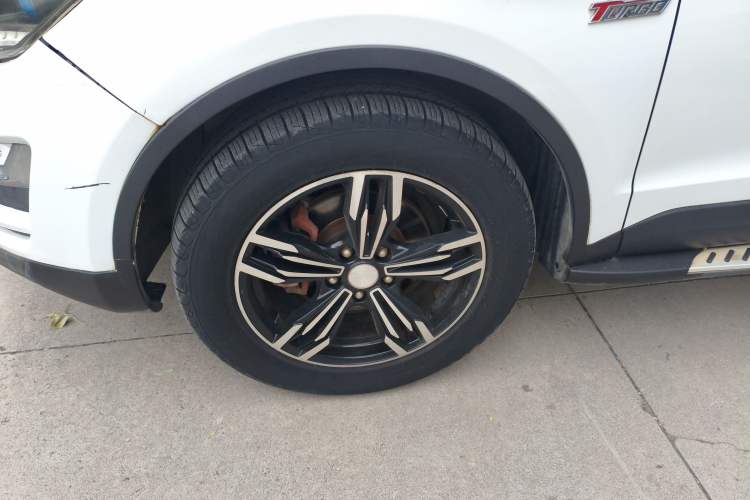 Used Zotye Domy X5 2017 Upgraded Model 1.5T Manual Luxury Version