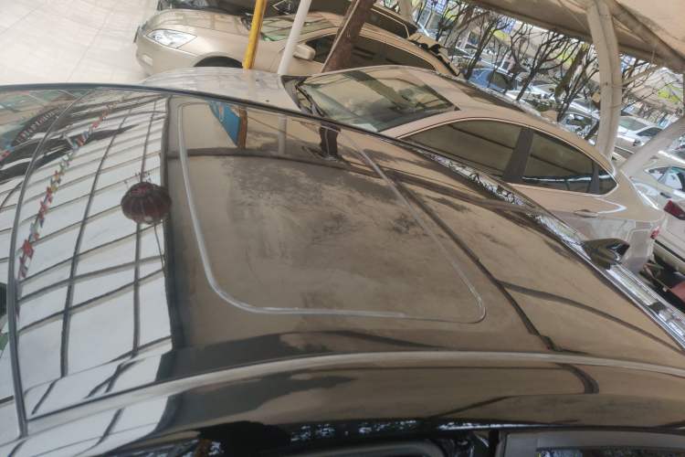 Used Toyota Levin 2017 Revised Dual-Engine 1.8H GS E-CVT Elite Sunroof Version China V Standard
