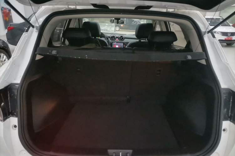 Used Soueast DX3 2016 1.5T CVT Prestige Edition