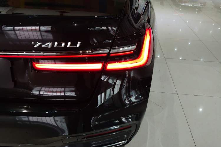 Used BMW 7 Series 2021 730Li M Sport Package