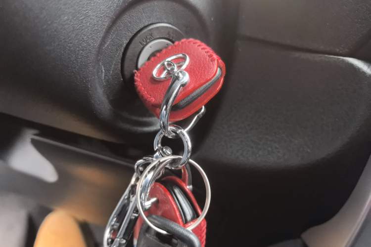 Used Toyota YARiS L Zhi Xian 2021 X-Trail 1.5L CVT Leading Edition
