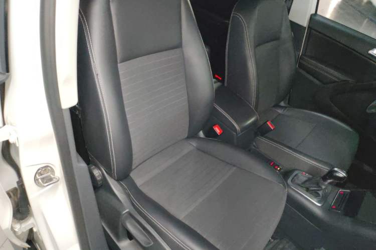 Used Volkswagen Tiguan 2017 300TSI Automatic Two-Wheel Drive Silk Road Luxury Edition
