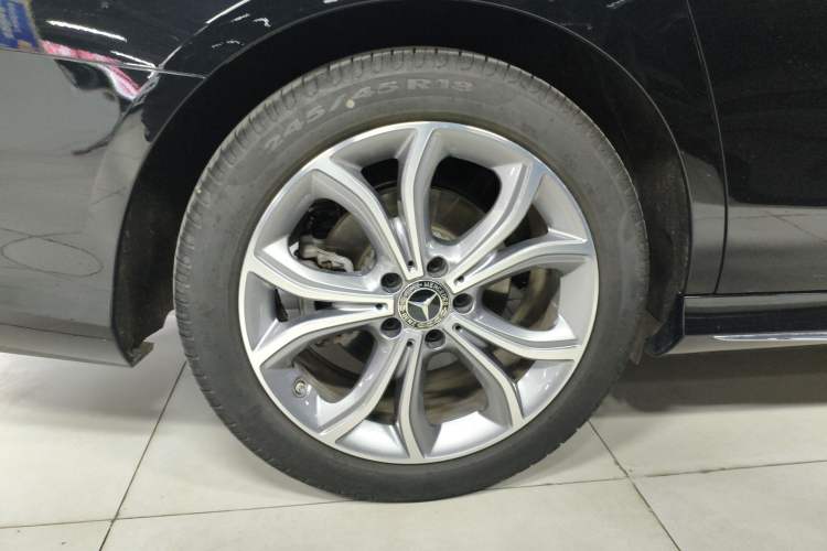 Used Mercedes-Benz E-Class 2023 Restyled E 300 L Sport Luxury Edition
