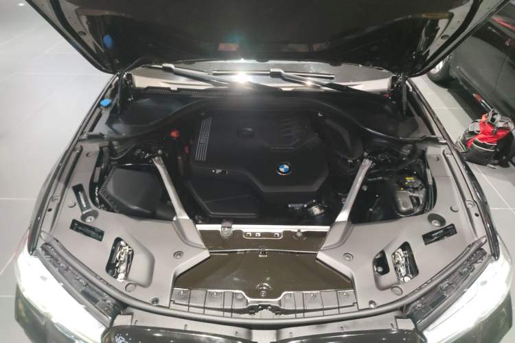 Used BMW 5 Series 2021 525Li M Sport Package
