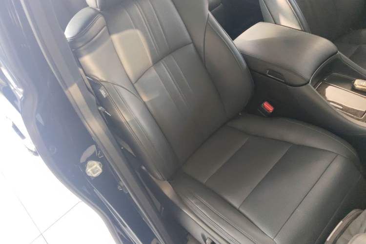 Used Toyota Alphard 2021 Dual-Engine 2.5L Prestige Edition
