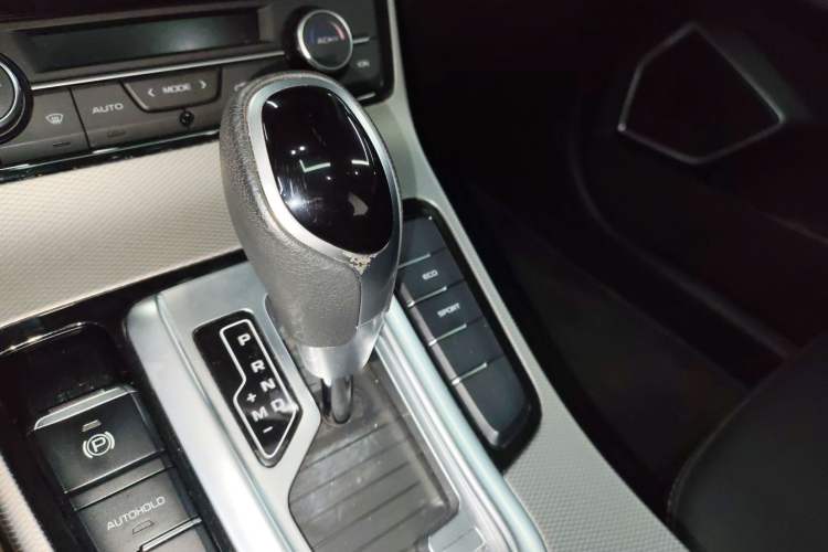 Used Geely Auto Emgrand GS 2018 Lingchao Edition 1.4T Automatic LingShang Smart Connectivity Model
