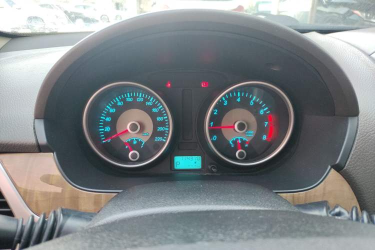 Used Buick Excelle 2015 1.5L Automatic Classic Model
