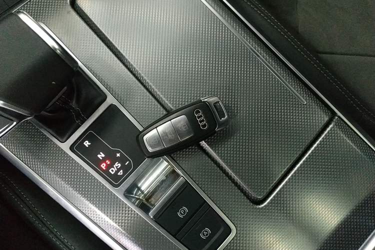 Used Audi A6L 2019 40 TFSI Luxury Dynamic Model
