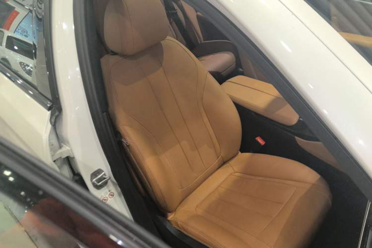 Used BMW 5 Series 2018 Restyled 530Li Luxury Edition M Sport Package
