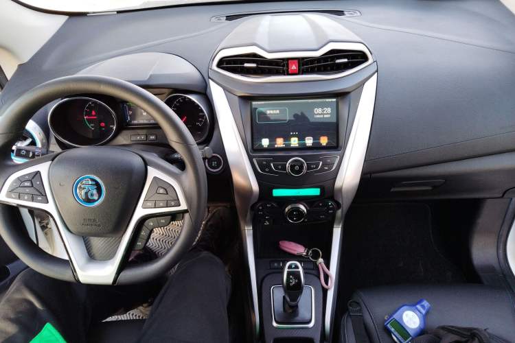 Used BYD Yuan New Energy 2019 EV360 Smart Connect Leading Model