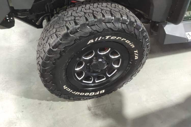 Used Beijing Auto BJ40 2020 2.3T Automatic Four-Wheel Drive Rainforest Expedition Edition