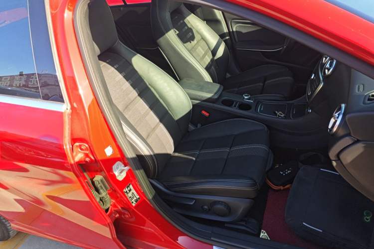 Used Mercedes-Benz A-Class 2017 A 200 Fashion Model
