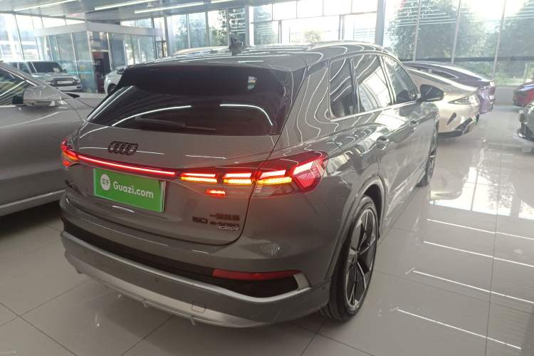 Used Audi Q4 e-tron 2022 50 e-tron quattro Creation Edition